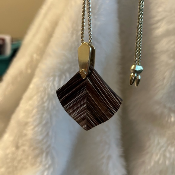 Kendra Scott Jewelry - Kendra Scott Brown Chevron Necklace